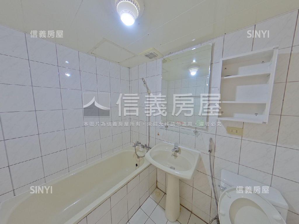 景華街大空間五房一樓房屋室內格局與周邊環境