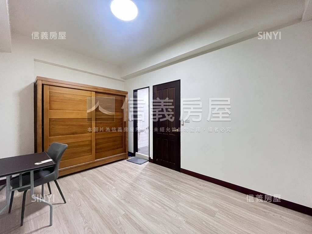 近南科新市市區三代透天房屋室內格局與周邊環境