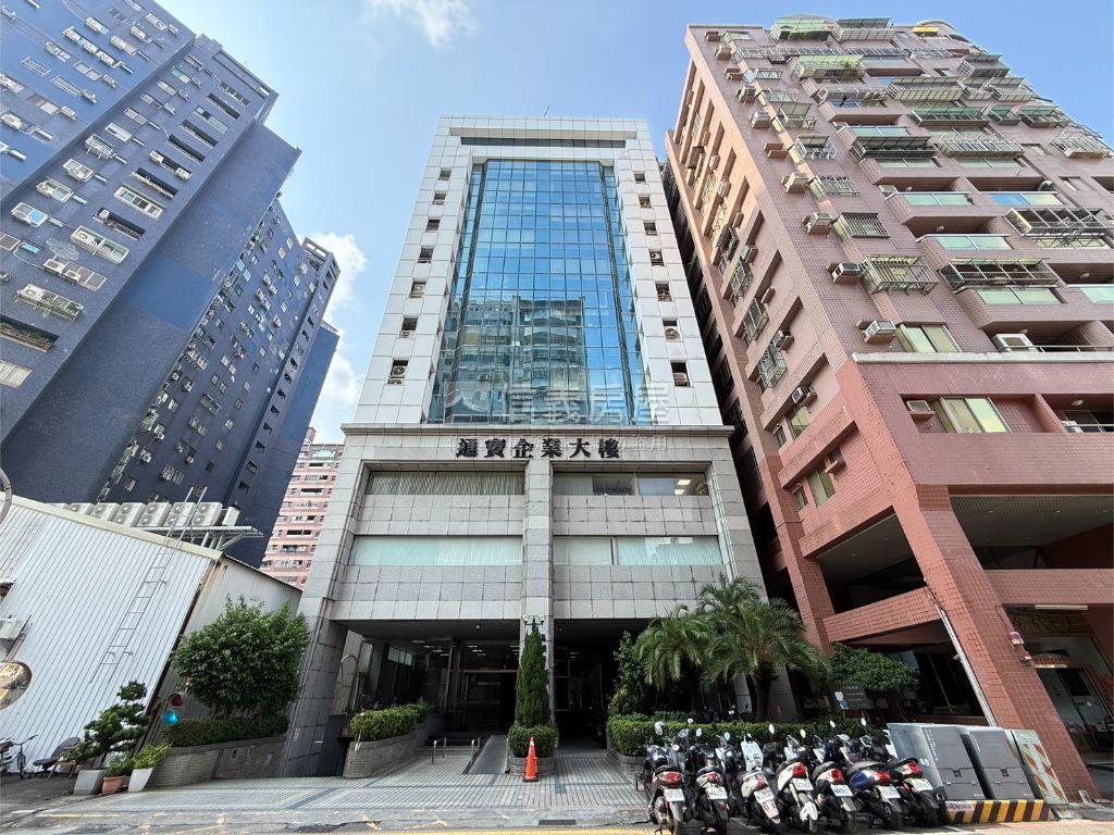 近農十六大空間辦公室房屋室內格局與周邊環境