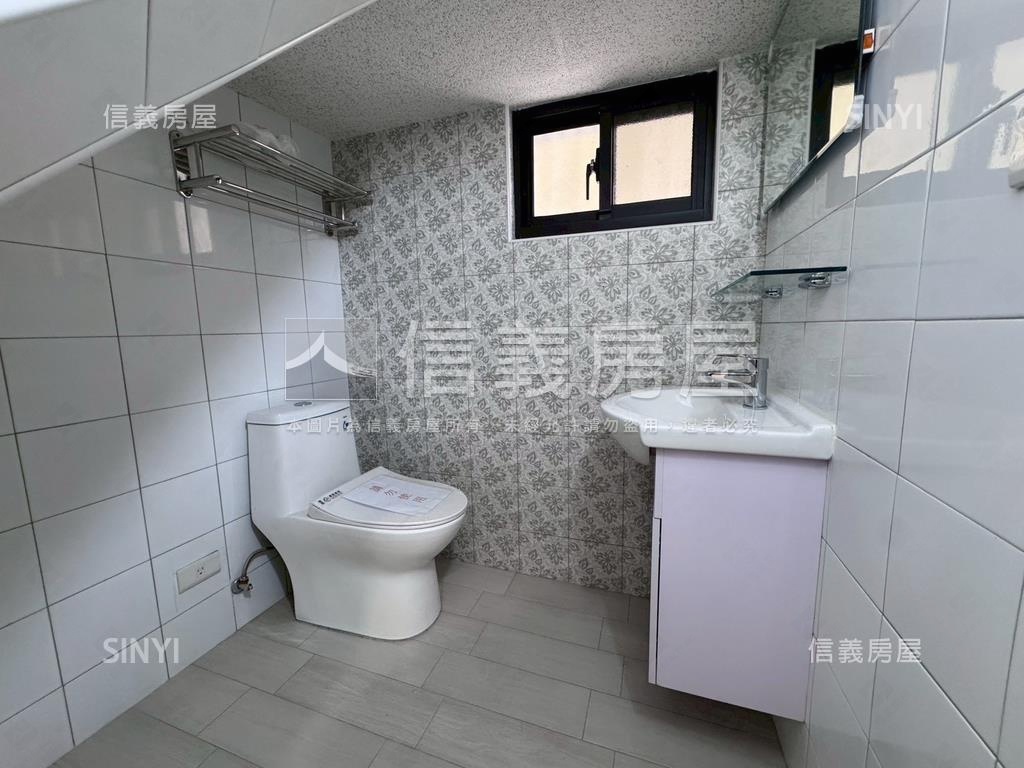 建興學區大面寬整新美透天房屋室內格局與周邊環境