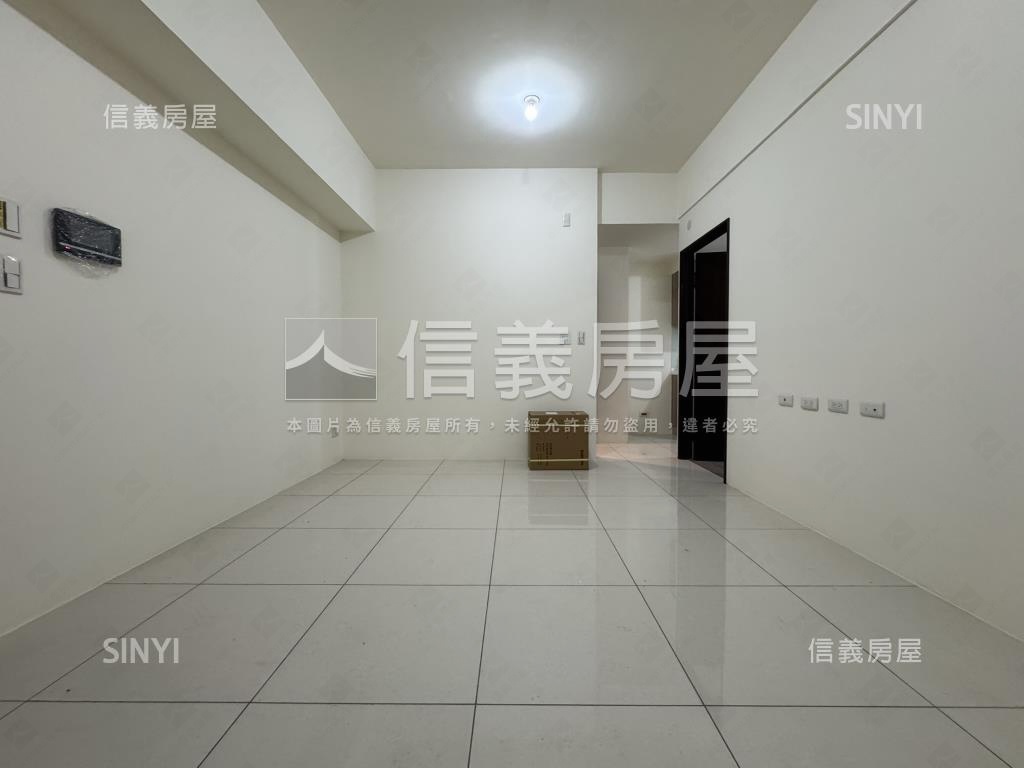 高大特區精選兩房車位房屋室內格局與周邊環境