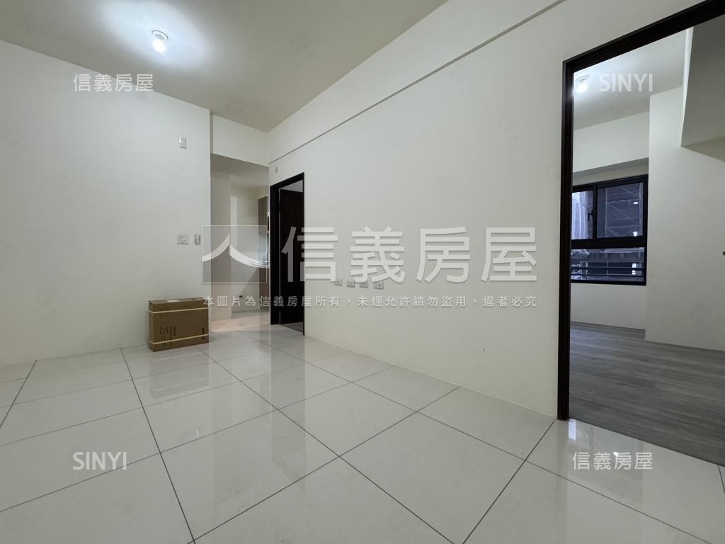 高大特區精選兩房車位房屋室內格局與周邊環境