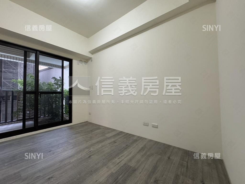 高大特區精選兩房車位房屋室內格局與周邊環境