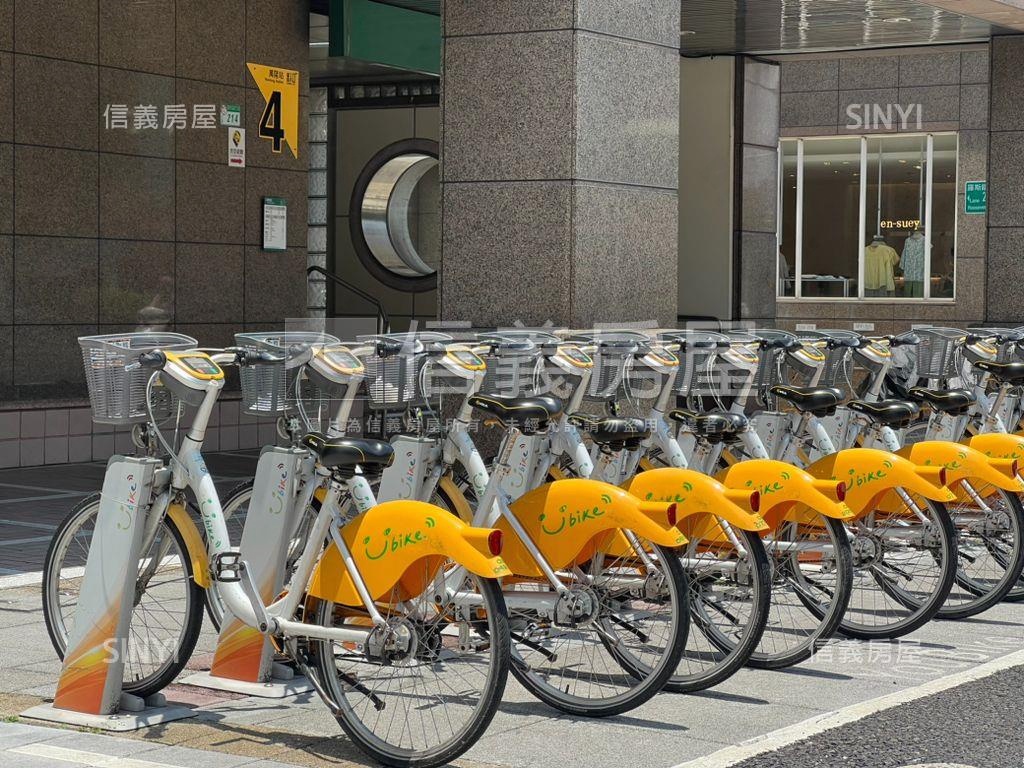 萬隆捷運邊間３樓成家美寓房屋室內格局與周邊環境