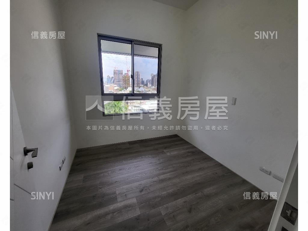 精銳ＳＫＹ－ＯＮＥ房屋室內格局與周邊環境