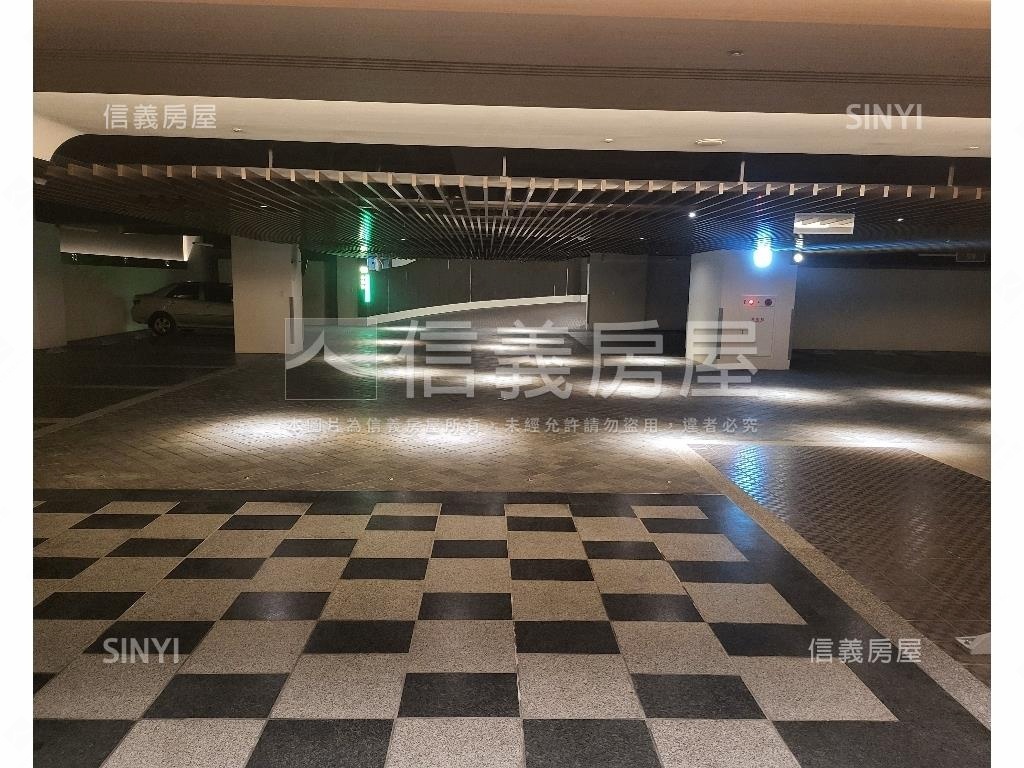 精銳ＳＫＹ－ＯＮＥ房屋室內格局與周邊環境