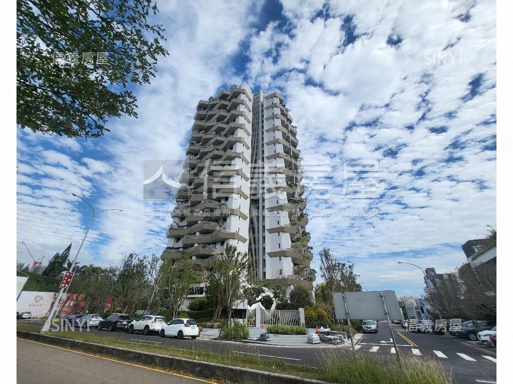 精銳ＳＫＹ－ＯＮＥ房屋室內格局與周邊環境