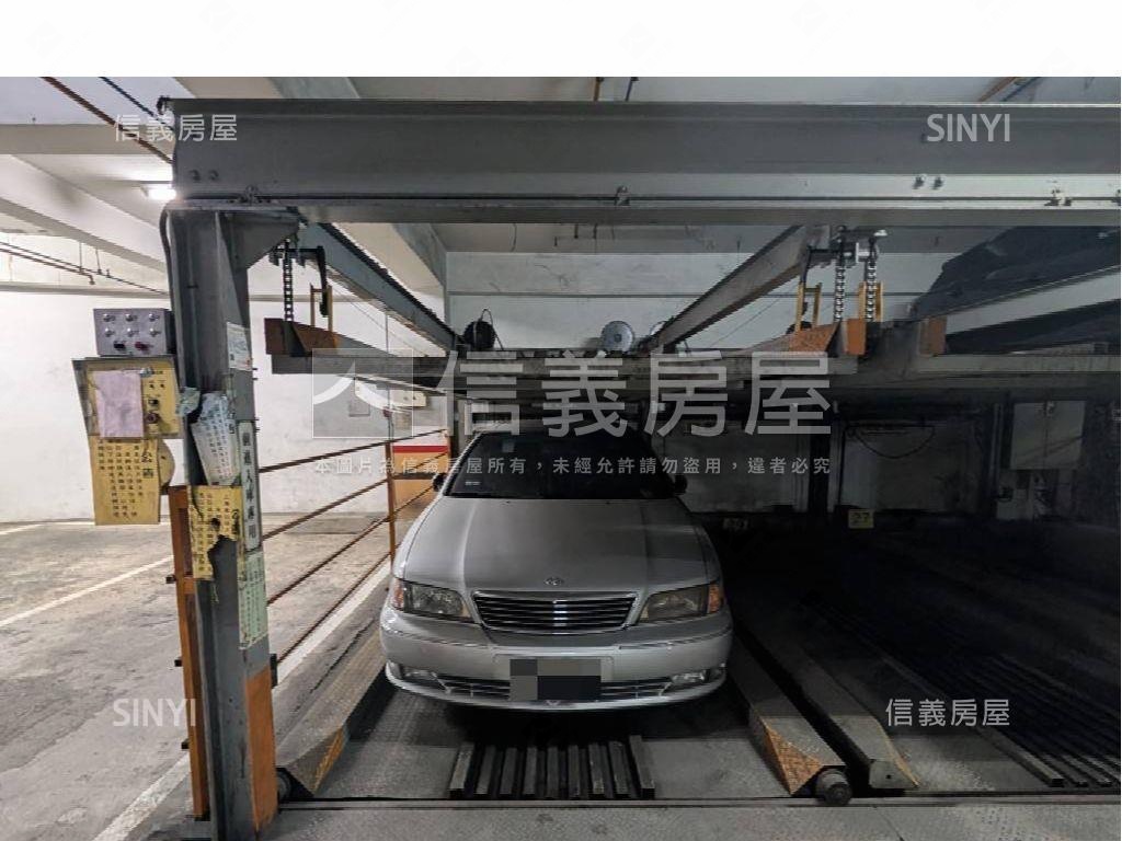 德賢商圈採光大三房＋車位房屋室內格局與周邊環境
