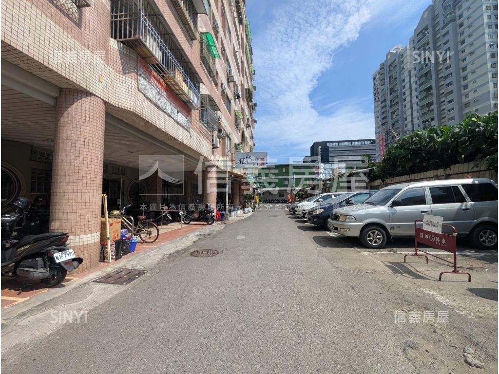 德賢商圈採光大三房＋車位房屋室內格局與周邊環境