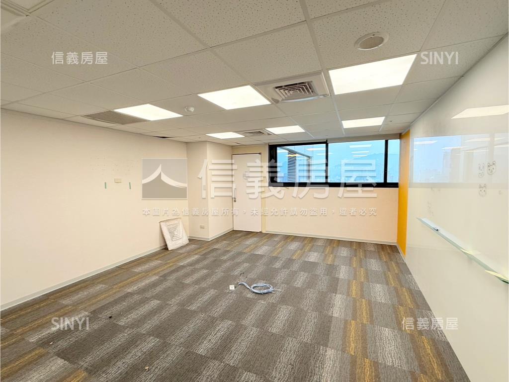 敦化南路凌雲通商景觀辦公房屋室內格局與周邊環境