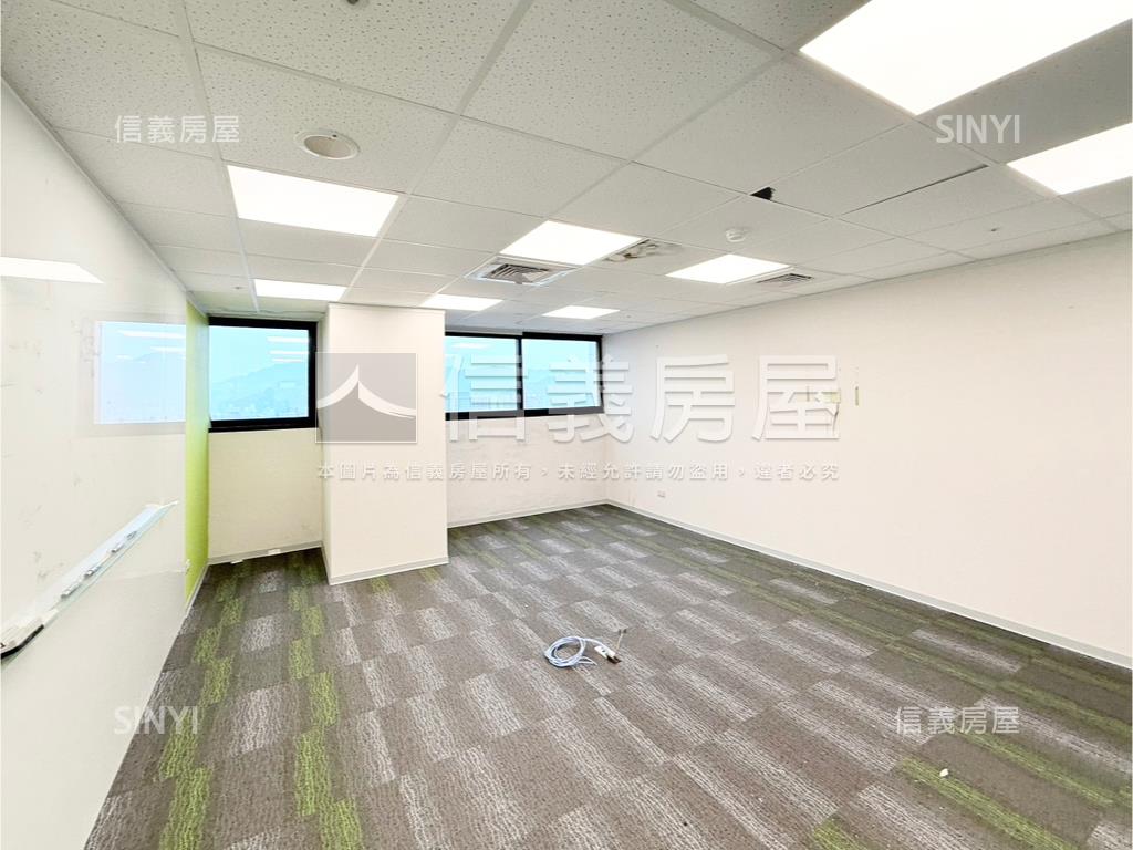敦化南路凌雲通商景觀辦公房屋室內格局與周邊環境