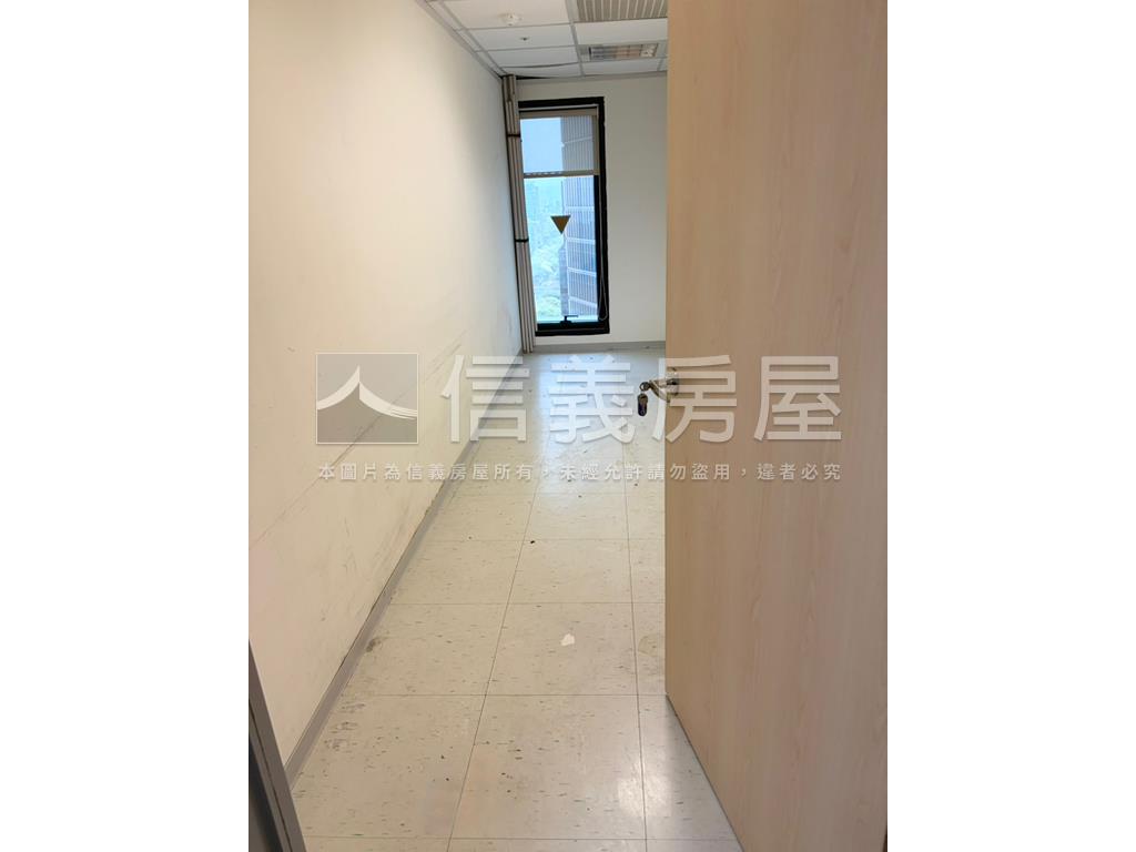 敦化南路凌雲通商景觀辦公房屋室內格局與周邊環境
