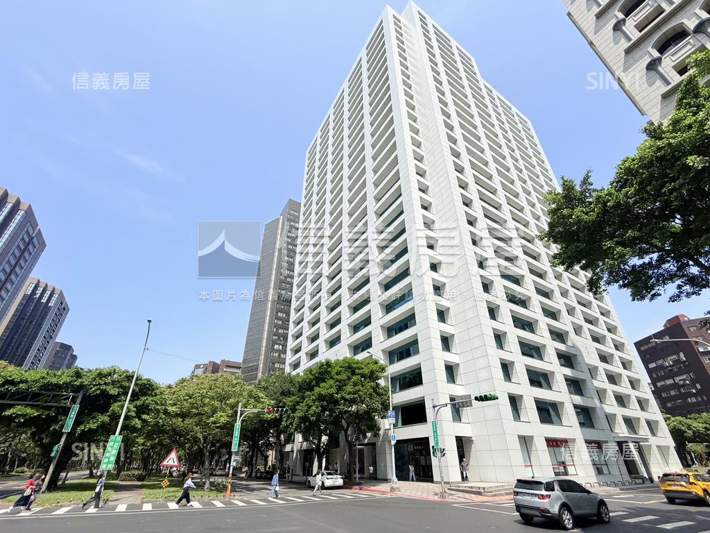 敦化南路凌雲通商景觀辦公房屋室內格局與周邊環境