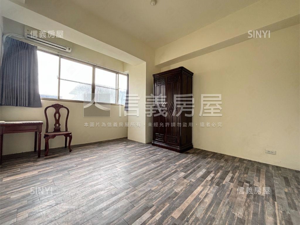 陽光華廈三房平車房屋室內格局與周邊環境