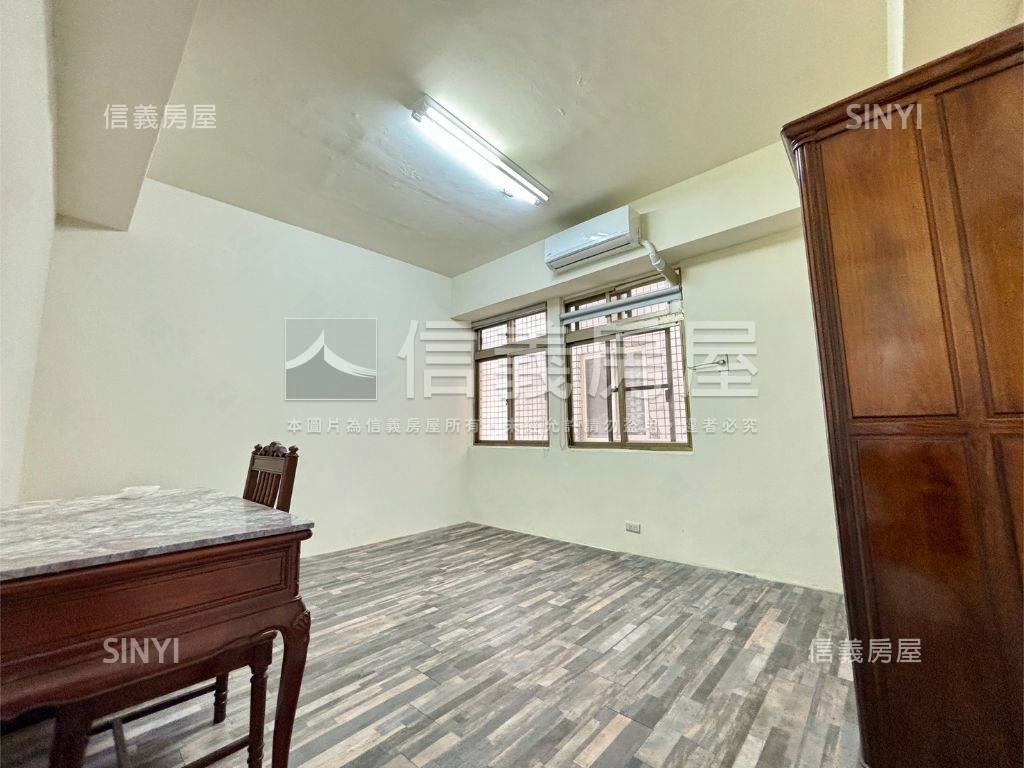 陽光華廈三房平車房屋室內格局與周邊環境