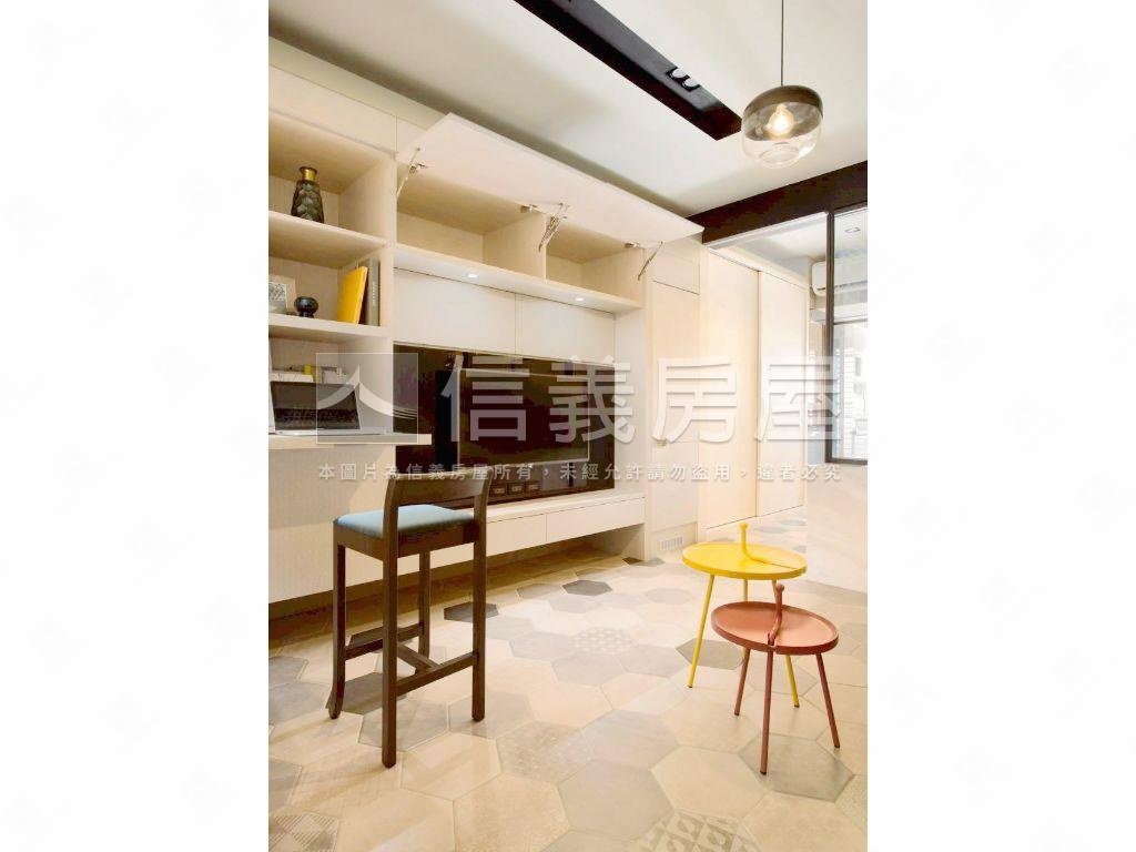 府中捷運精品美宅房屋室內格局與周邊環境