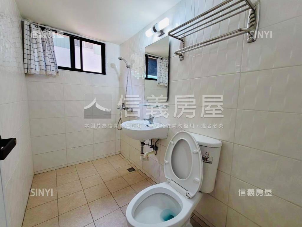 台南公園旁整新多套房宿舍房屋室內格局與周邊環境
