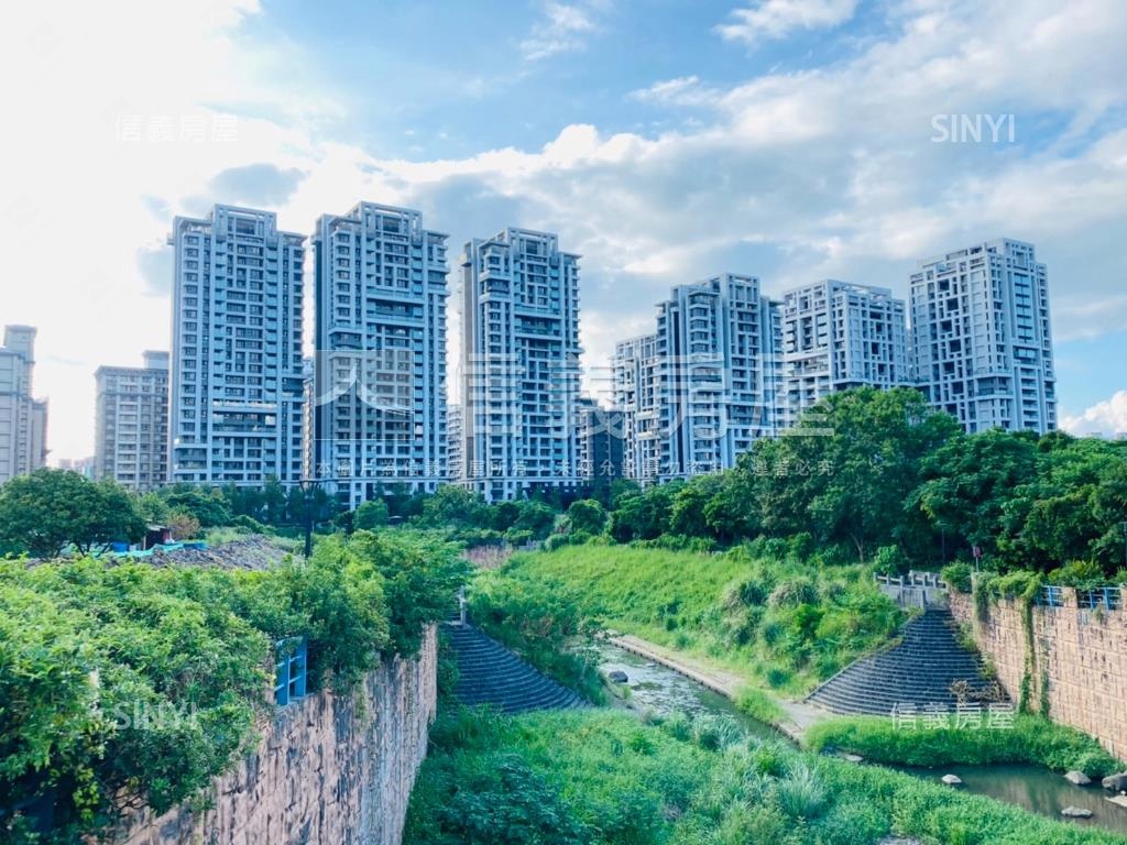 宏盛新世界３房居家好屋房屋室內格局與周邊環境