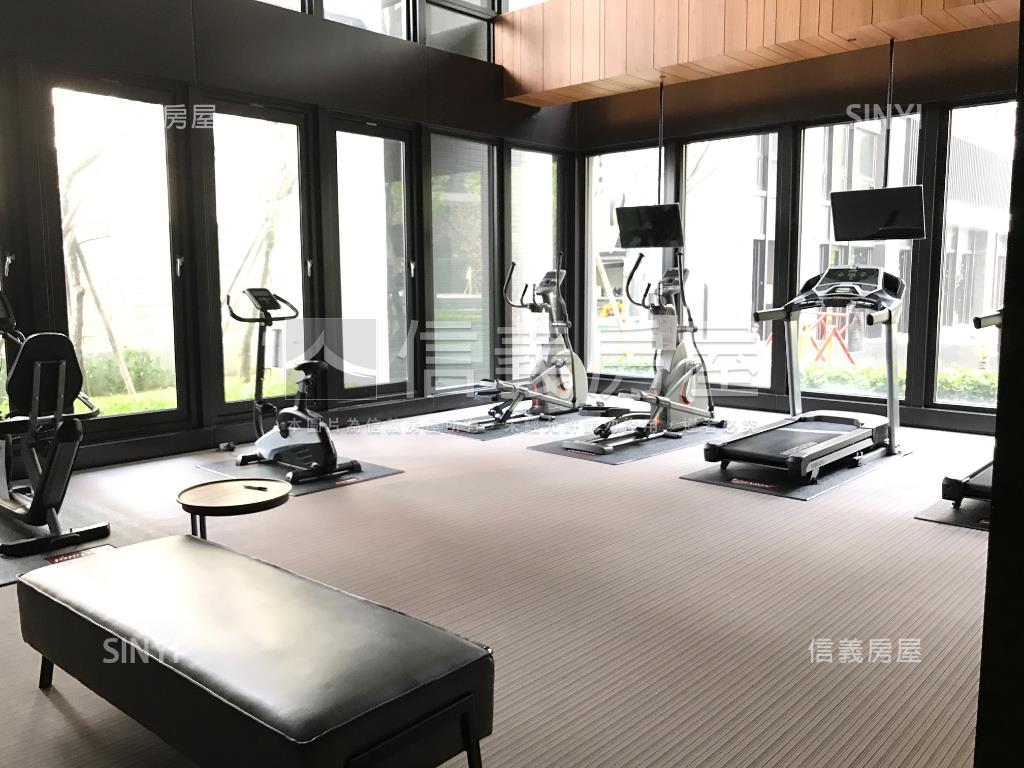 東方之星溫馨３房房屋室內格局與周邊環境