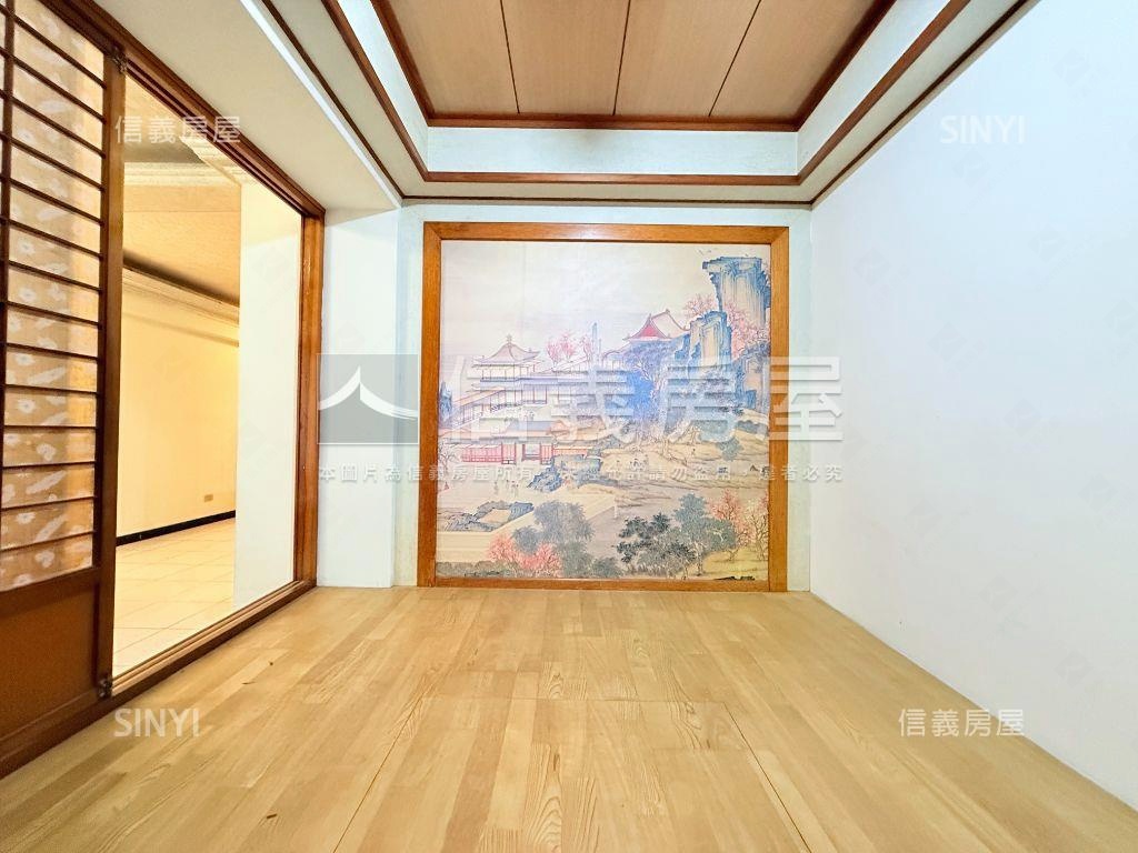 東園培英鼎泰三房房屋室內格局與周邊環境