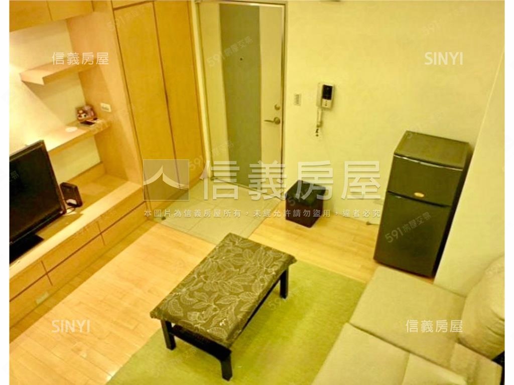 市府世紀威秀房屋室內格局與周邊環境