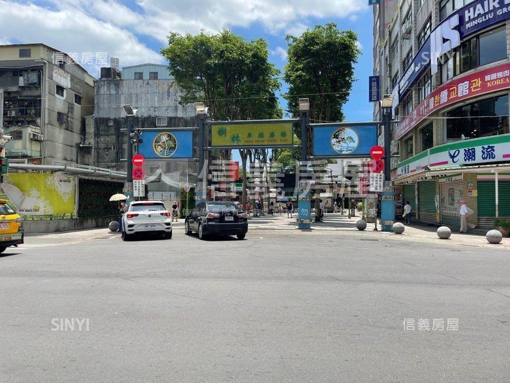 未來捷運大安敦南三房車位房屋室內格局與周邊環境