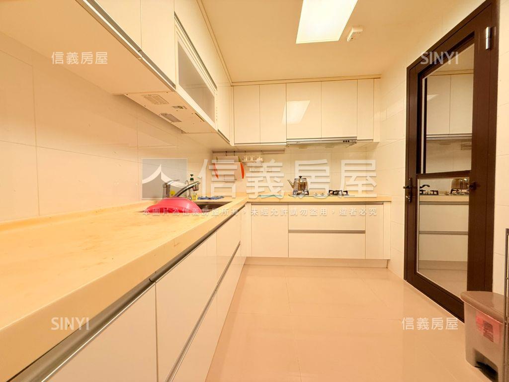 國際館朝南花園靜謐４房房屋室內格局與周邊環境