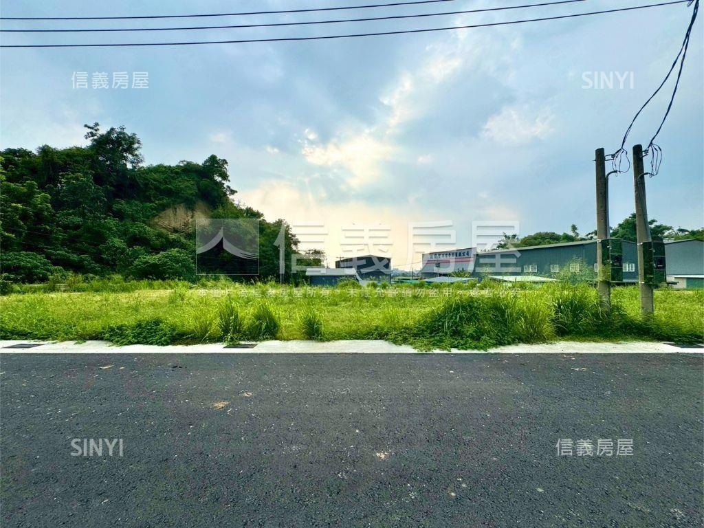 大社觀音山都內方正中農地房屋室內格局與周邊環境