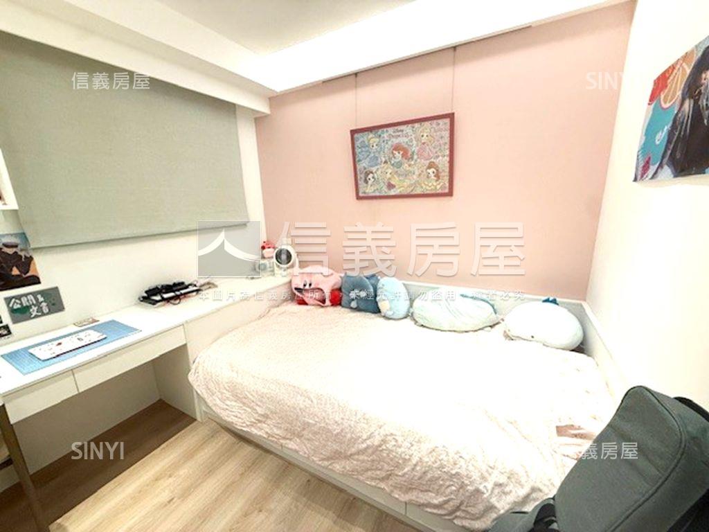 京懋一號蔚藍天空質感美邸房屋室內格局與周邊環境
