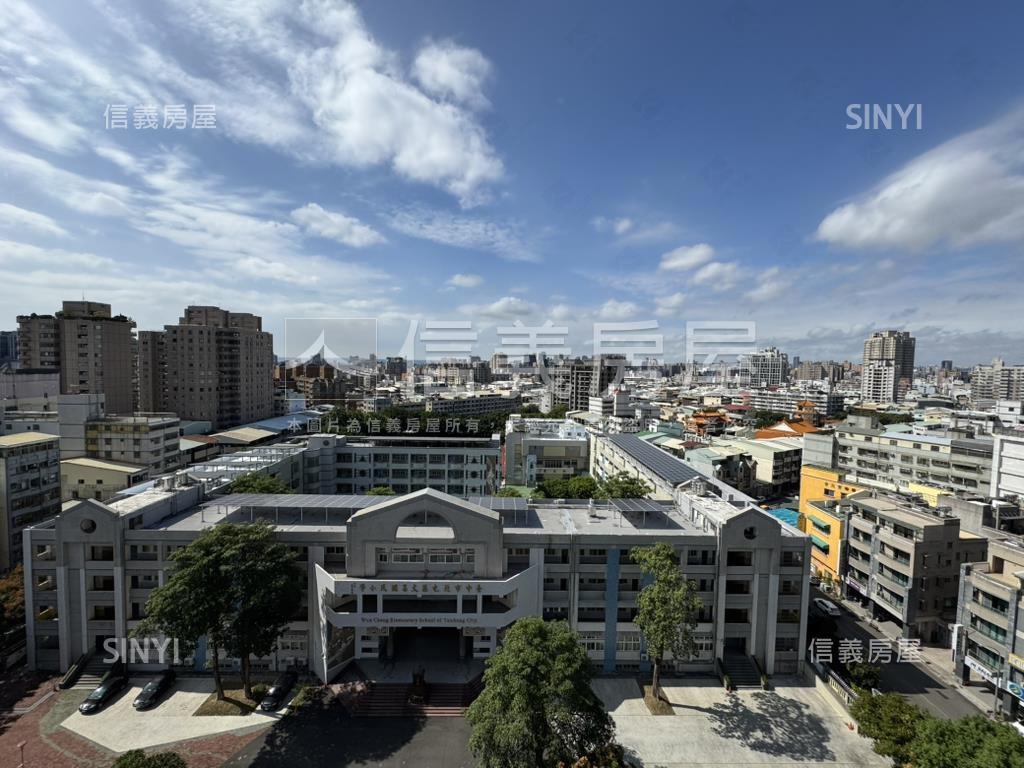 面文昌國小靓三房有車位房屋室內格局與周邊環境