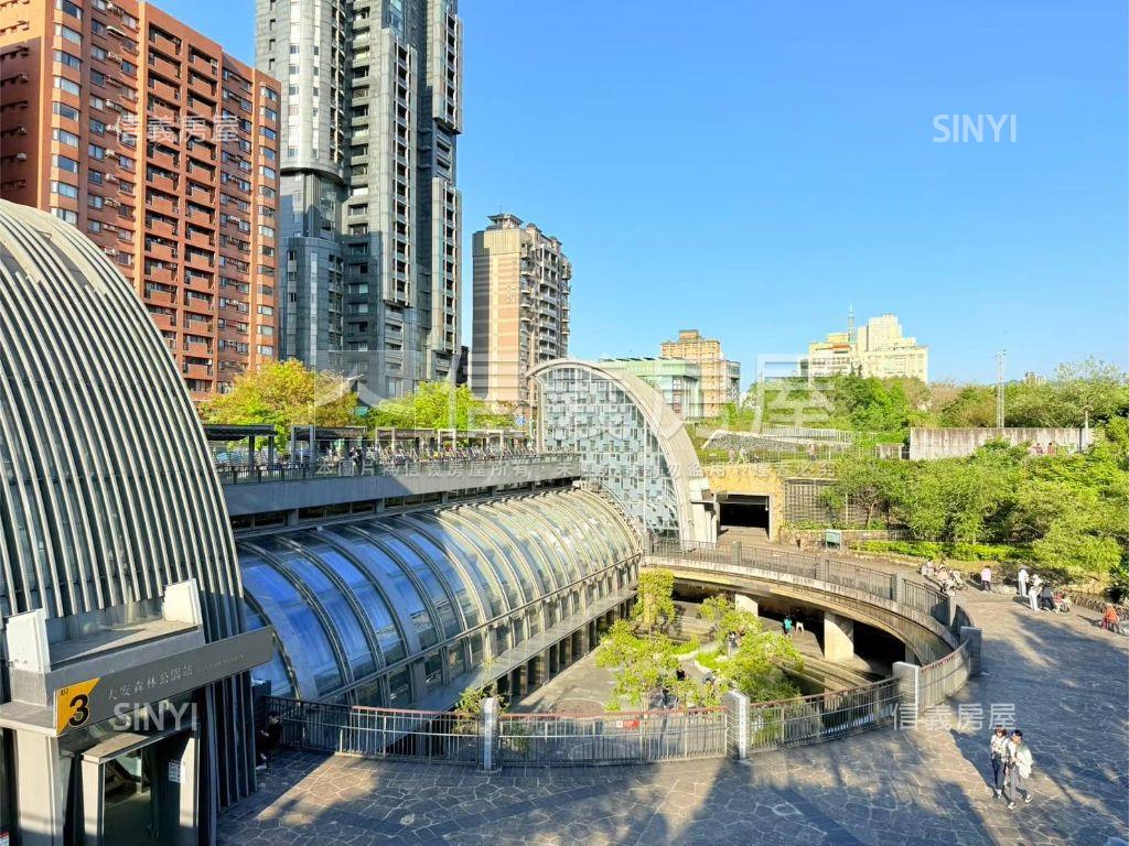 東門捷運臨沂風華鋼骨平車房屋室內格局與周邊環境