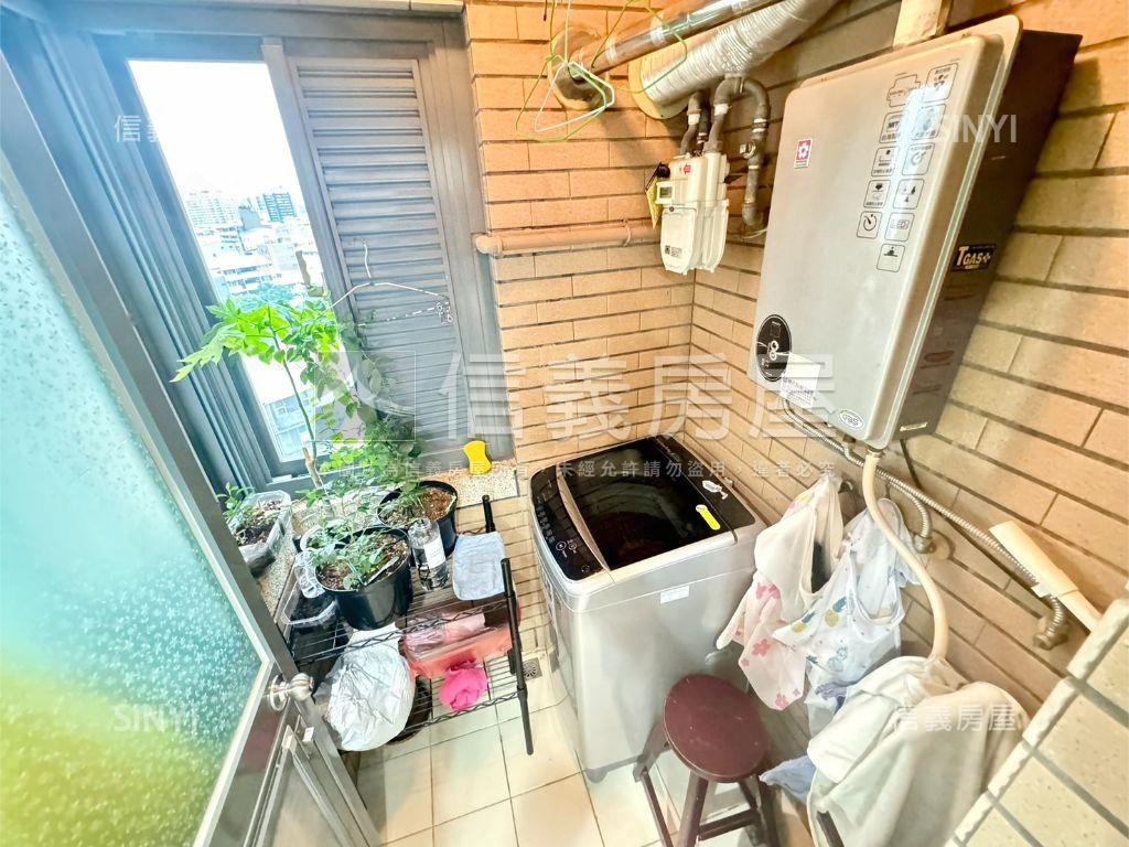 獨家近１３期重劃區視野屋房屋室內格局與周邊環境