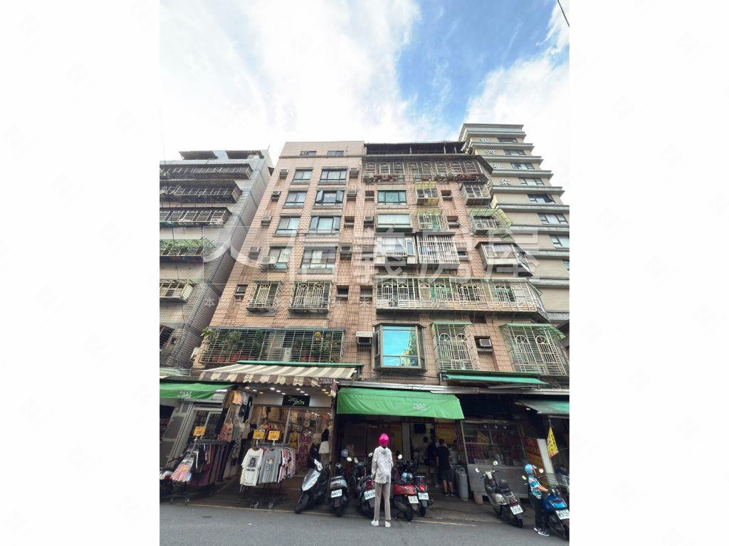 延吉一日三市金店面房屋室內格局與周邊環境