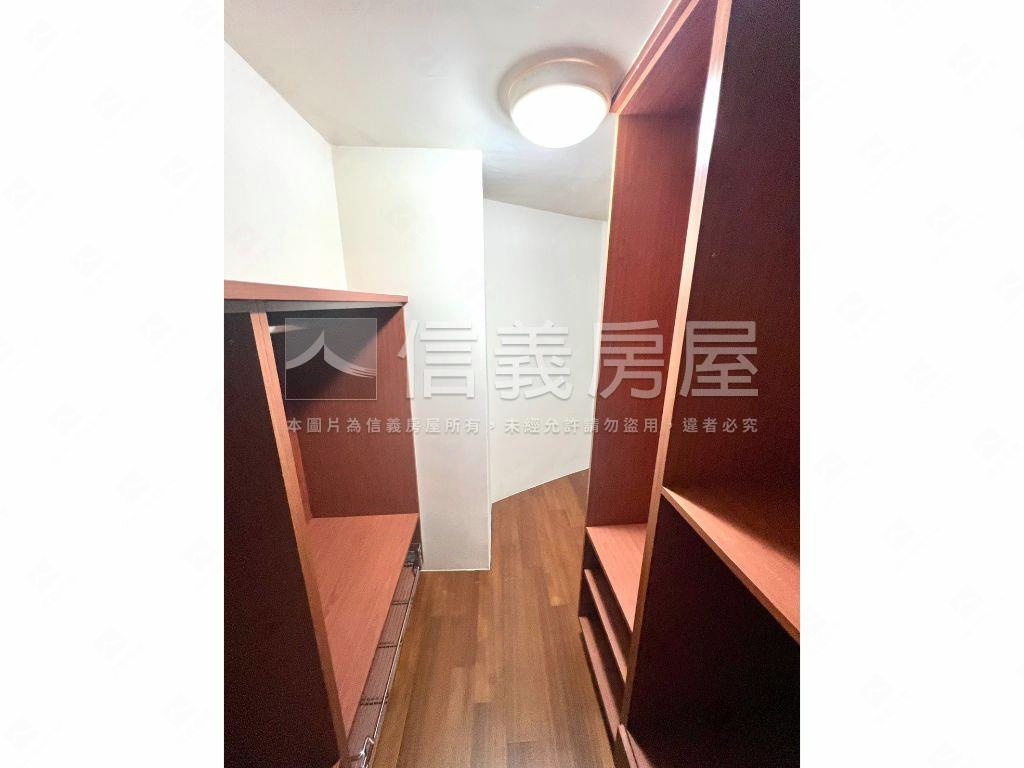 低總價博愛街高樓採光套房房屋室內格局與周邊環境