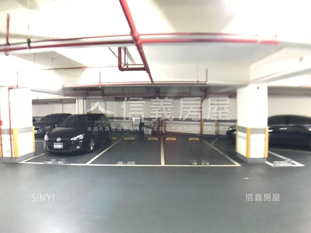 奧之細道車位房屋室內格局與周邊環境