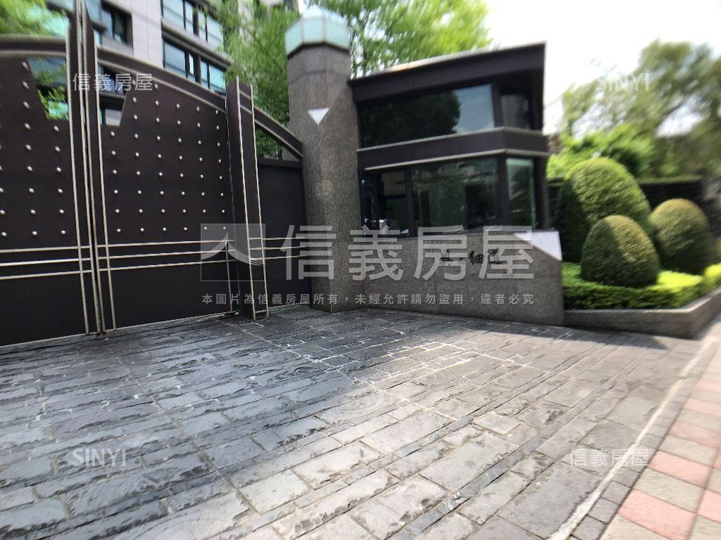 奧之細道車位房屋室內格局與周邊環境