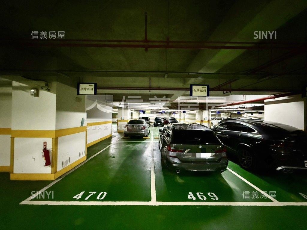 大來經貿邊間廠辦雙車位房屋室內格局與周邊環境