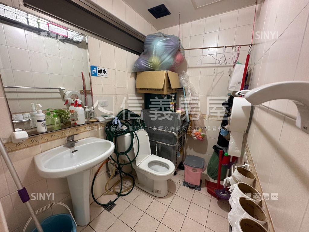 上南崁鑽石轉角店面房屋室內格局與周邊環境