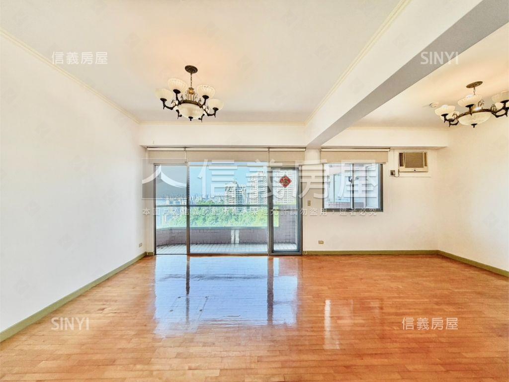 新坡藍天大地山景慢居房屋室內格局與周邊環境