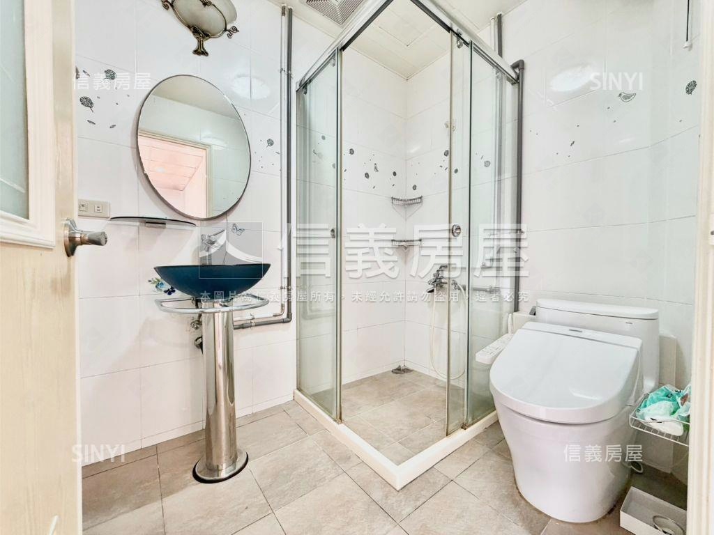 新坡藍天大地山景慢居房屋室內格局與周邊環境