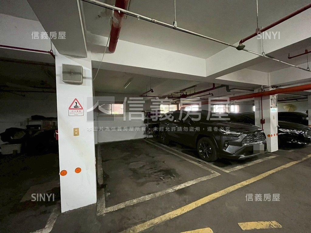 新坡藍天大地山景慢居房屋室內格局與周邊環境