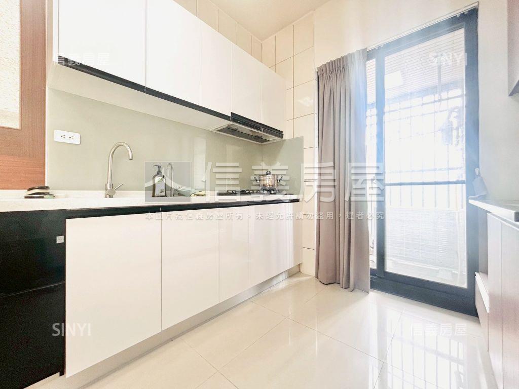 愛瑪市三房平車位房屋室內格局與周邊環境