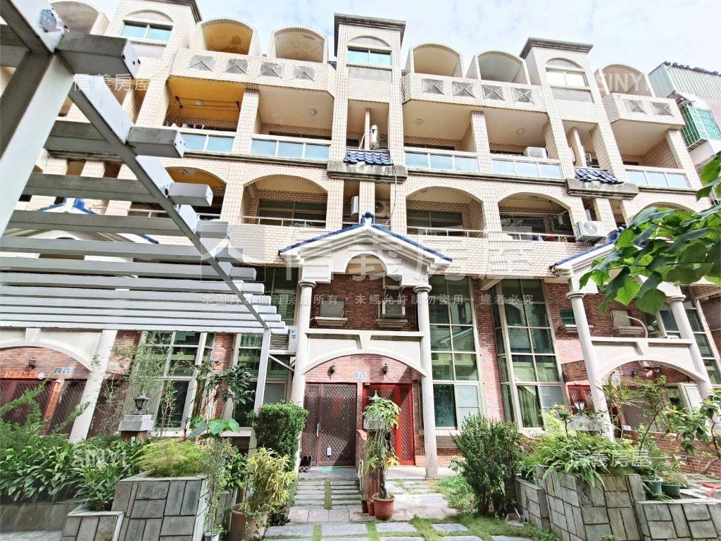 楠梓花園庭院人車分道美墅房屋室內格局與周邊環境