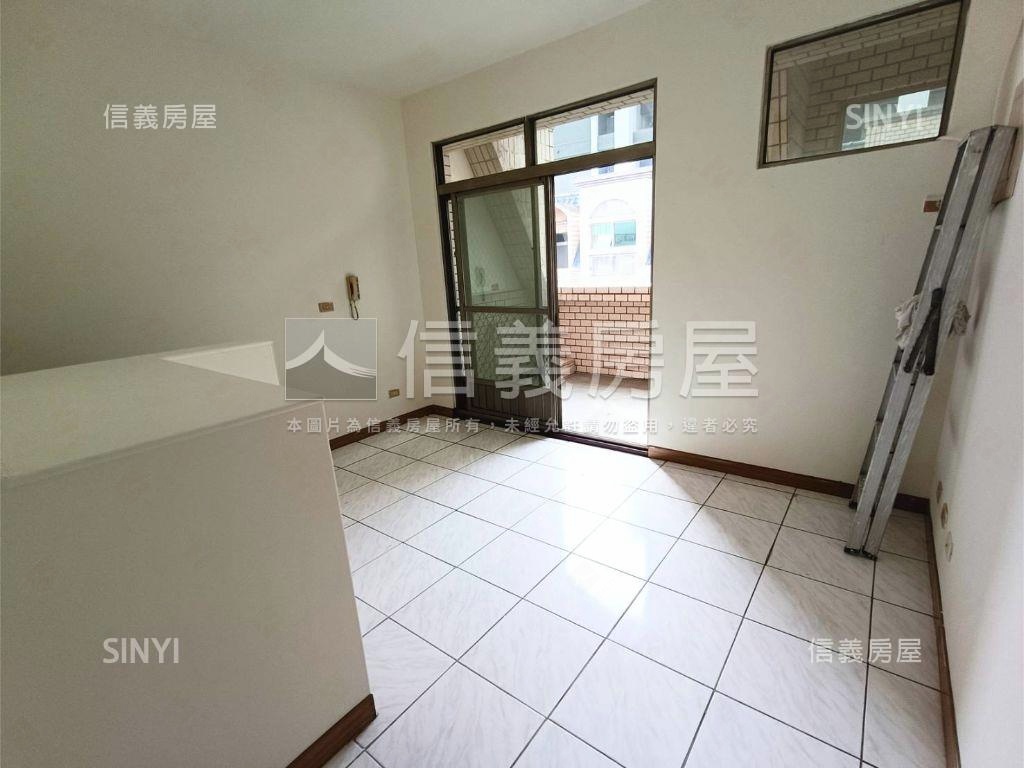 楠梓花園庭院人車分道美墅房屋室內格局與周邊環境