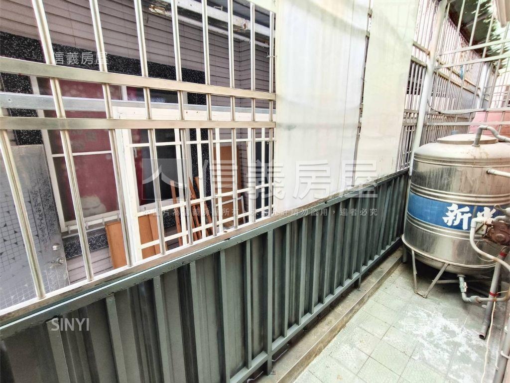 楠梓花園庭院人車分道美墅房屋室內格局與周邊環境