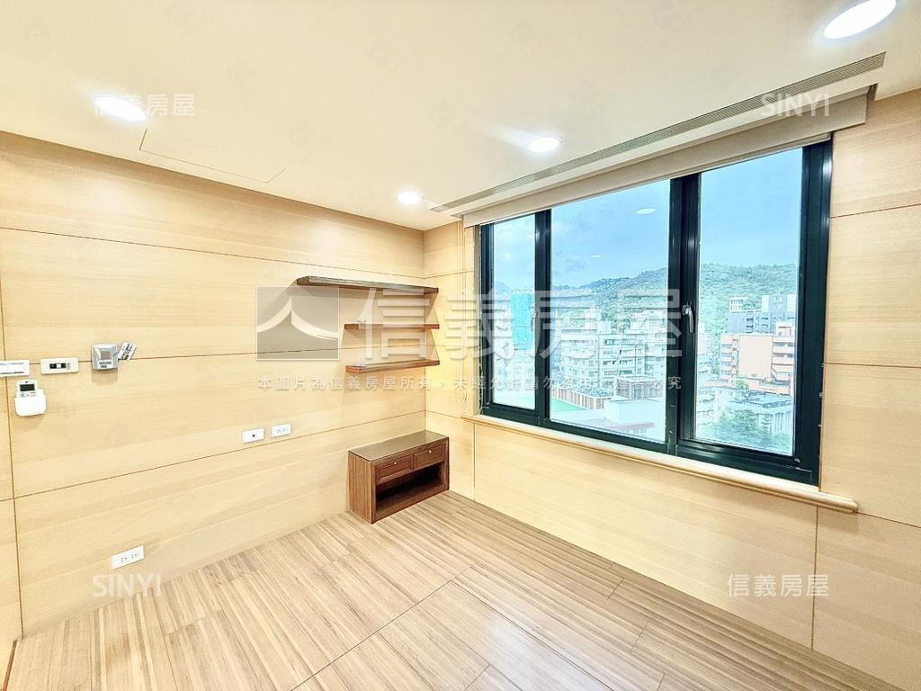 北投邊間兩房含平面車位房屋室內格局與周邊環境