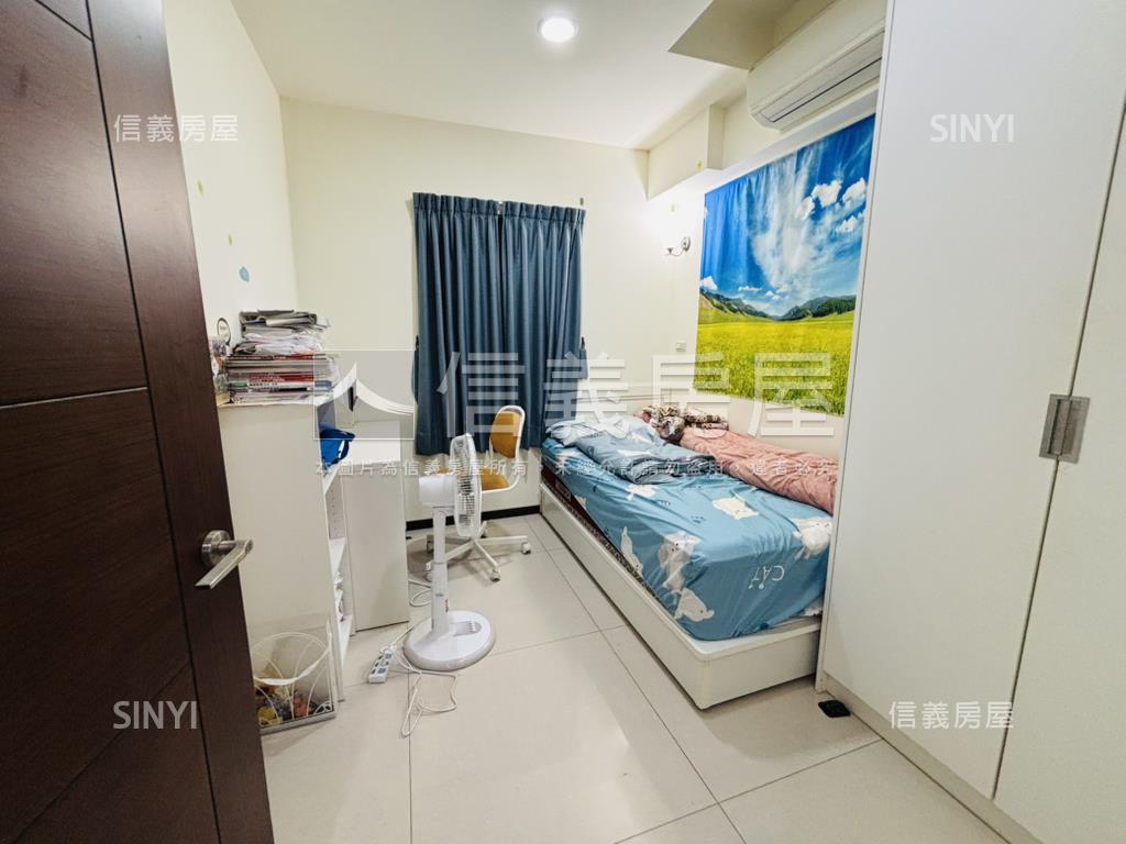 天璽標準３房前後陽台房屋室內格局與周邊環境