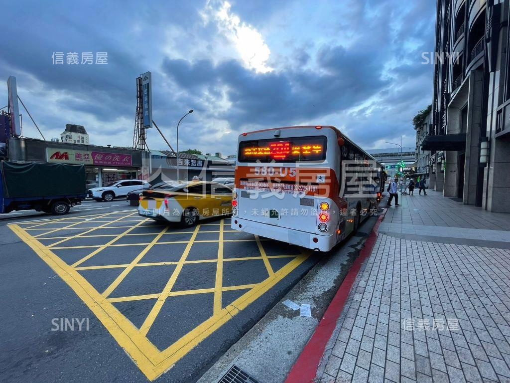 南京東雙面臨路土地房屋室內格局與周邊環境