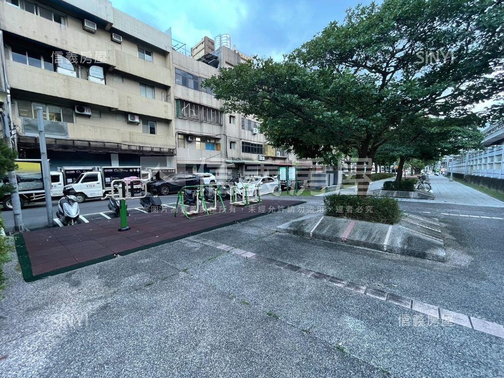 南京東雙面臨路土地房屋室內格局與周邊環境