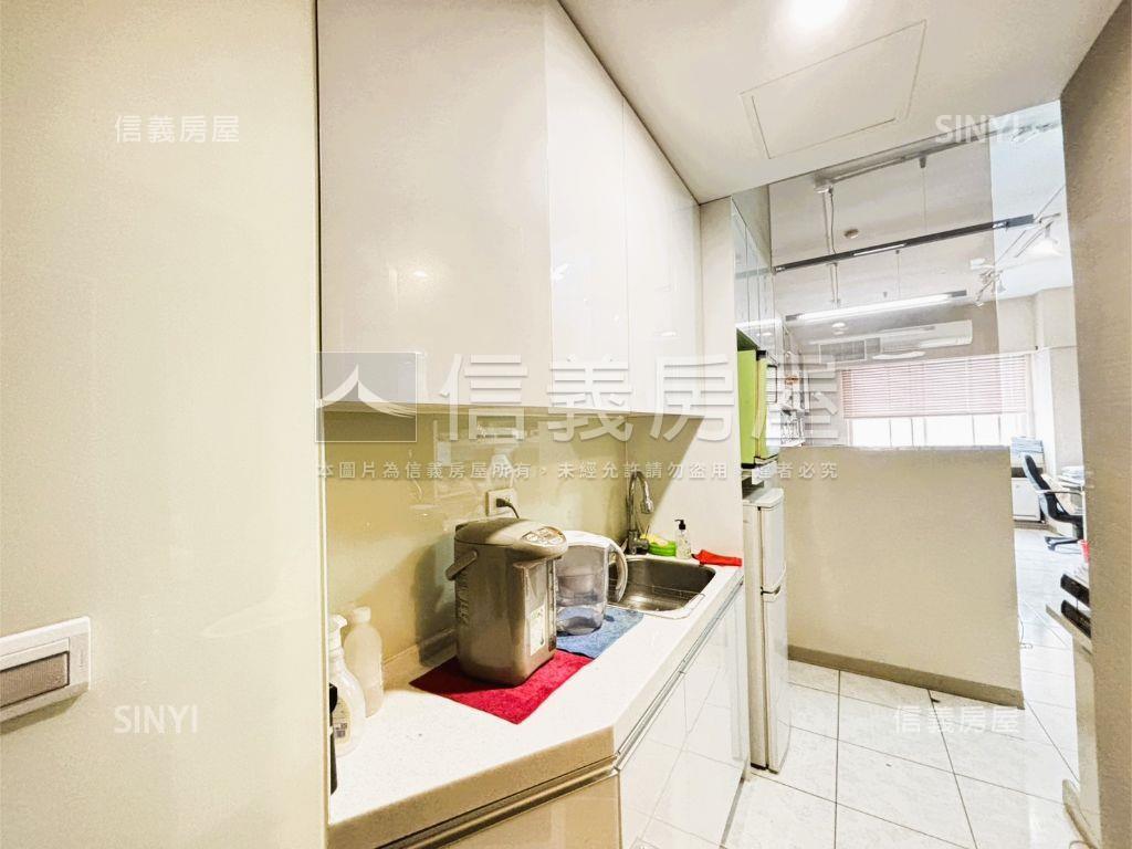 松都大樓稀有釋出捷運美宅房屋室內格局與周邊環境